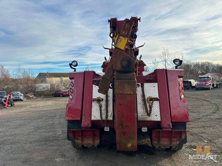 peterbilt-377-image-6