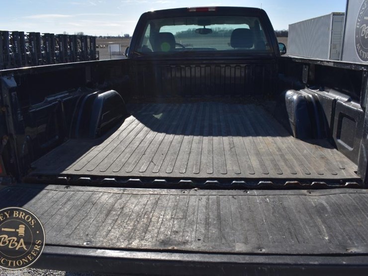 2005-chevrolet-silverado-1500-image-11