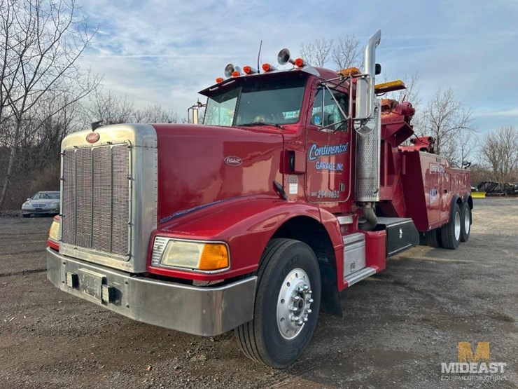 peterbilt-377-image-2