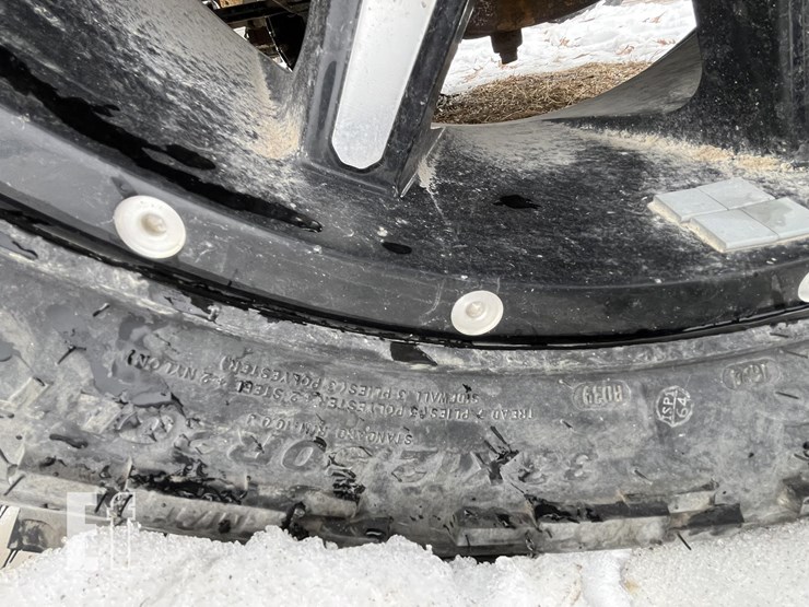 chevrolet-silverado-2500hd-ltz-image-16