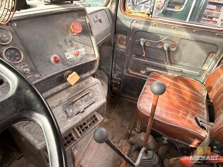 1986-mack-dm600-image-38