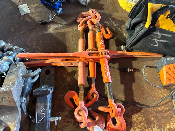 #17197-•-3-rachet-boomers-image-1