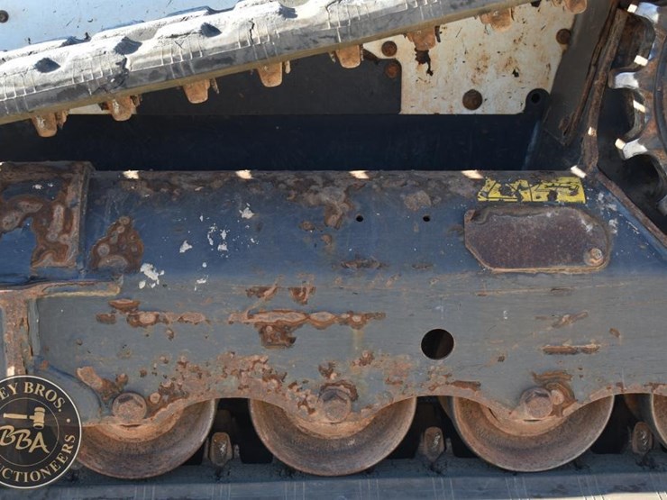 2022-bobcat-t595-image-18