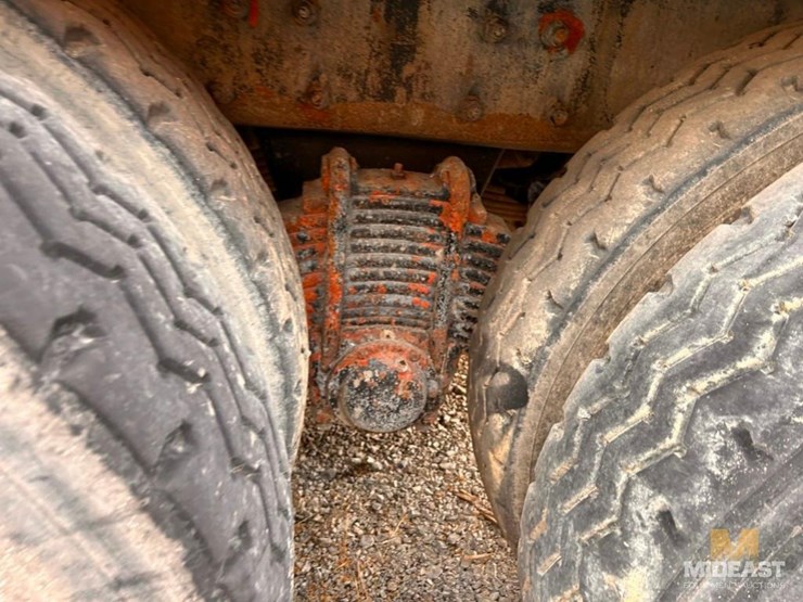 1985-mack-rd686s-image-14