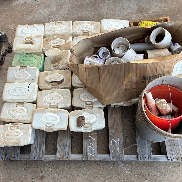 #17174 • Pvc Connectors