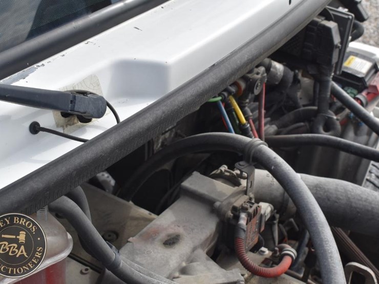 freightliner-business-class-m2-106-image-56