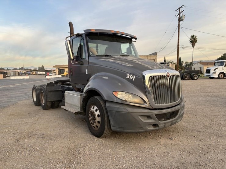 international-prostar-image-2