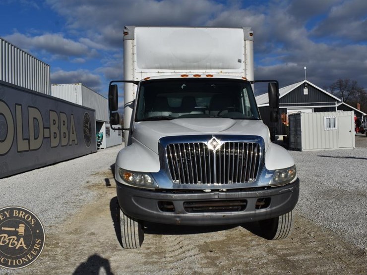 international-durastar-4300-image-7