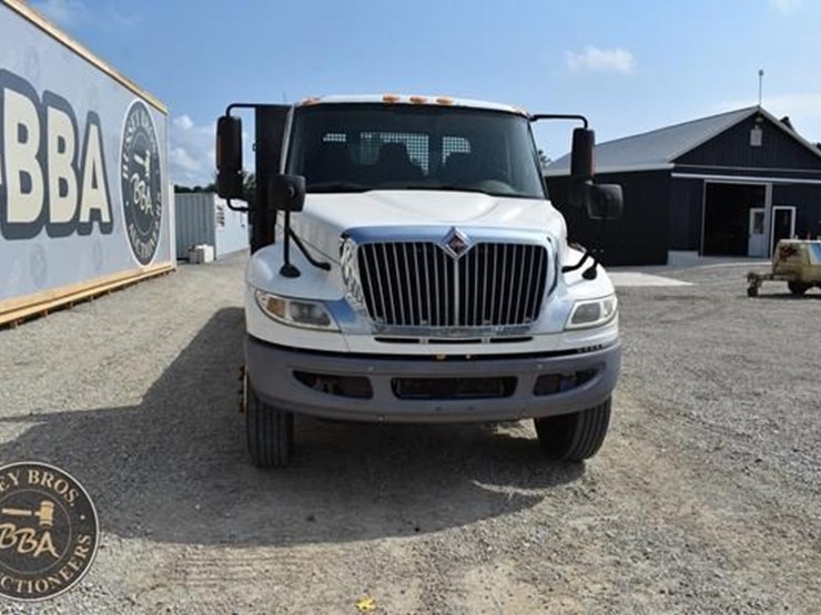 international-durastar-4400-image-9