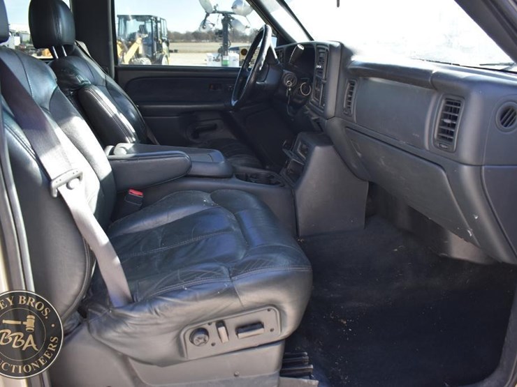 chevrolet-silverado-1500-image-26