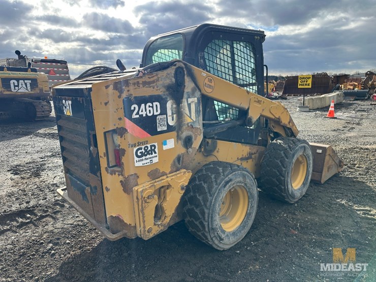 caterpillar-246d-image-6