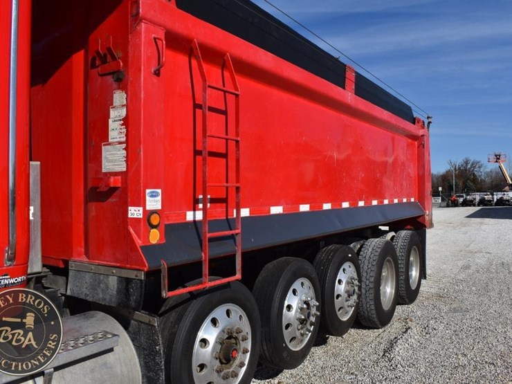 kenworth-t880-image-11