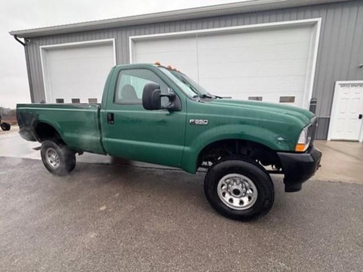 ford-f350-xl-image-1