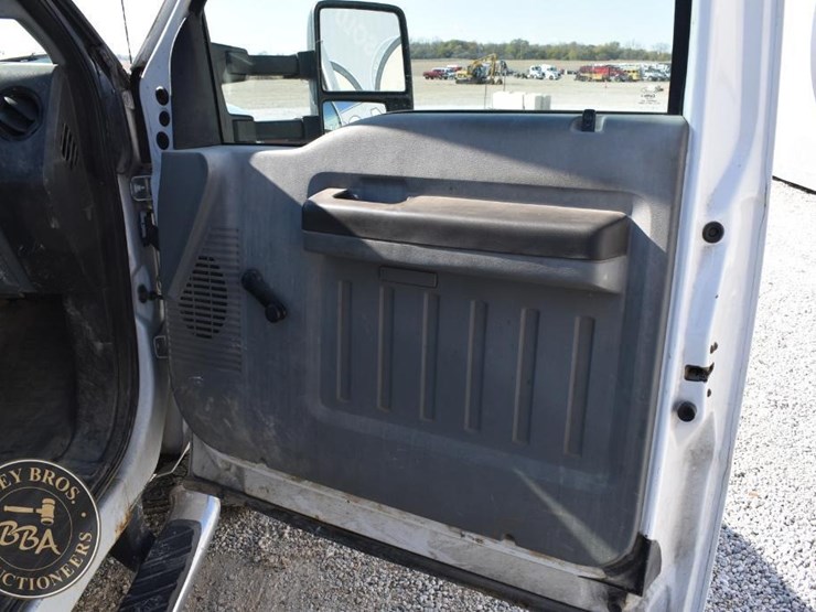 ford-f250-sd-image-38