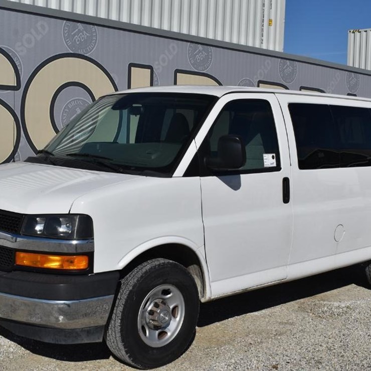 2019 CHEVROLET EXPRESS 2500