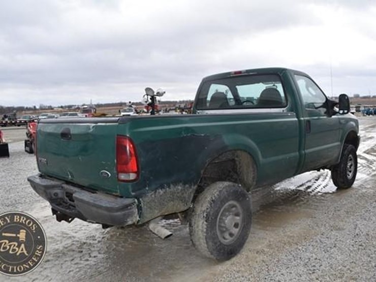 ford-f350-xl-image-23