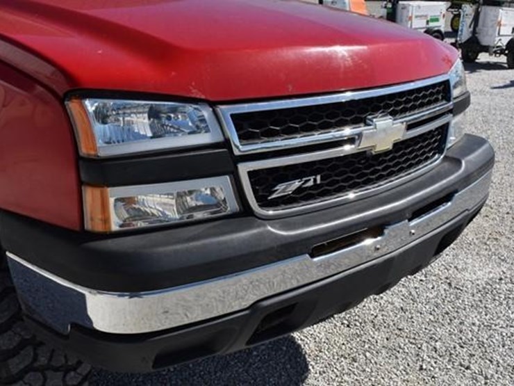 chevrolet-silverado-1500-image-38