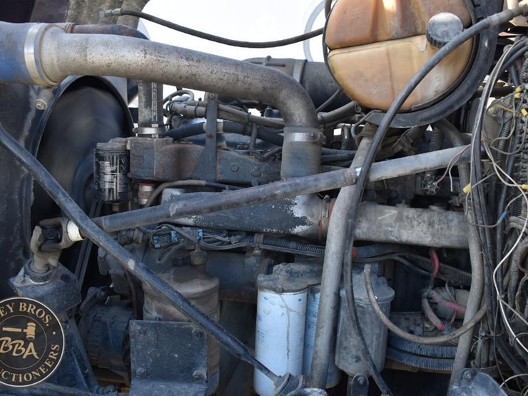 1997-mack-rd688s-image-49