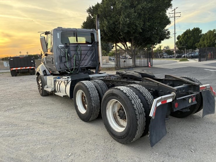 international-prostar-image-4