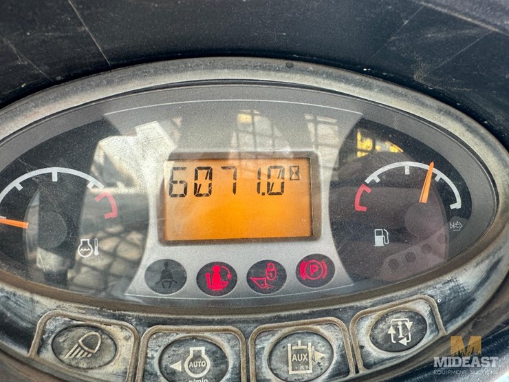 2017-bobcat-t870-image-20