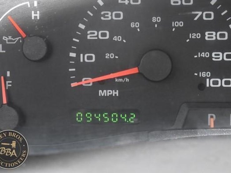 ford-f350-xl-image-43