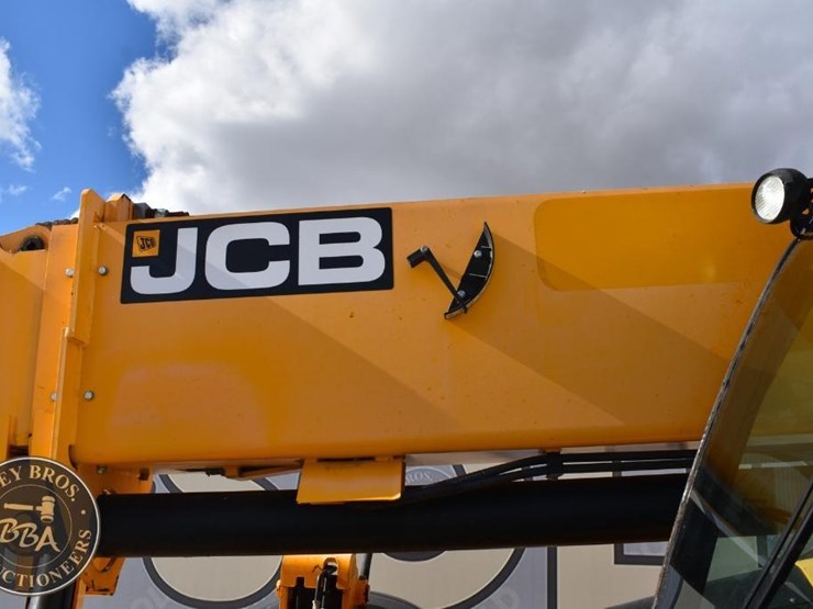 2018-jcb-512-56-image-30