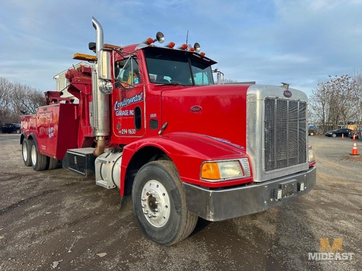 peterbilt-377-image-11