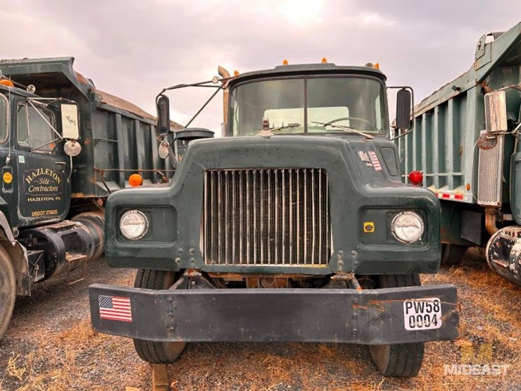 1975-dm685s-cab-and-chassis-truck,-aged-out.-image-2