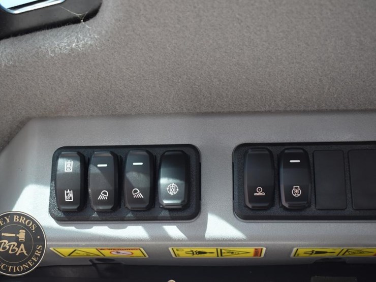 caterpillar-299d3-xe-image-47