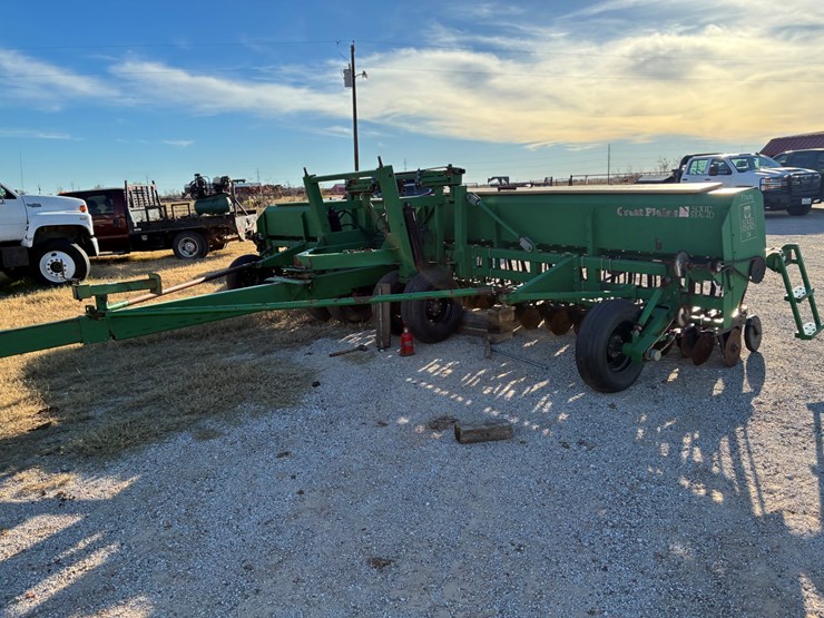 great-plains-solid-stand-24-image-2