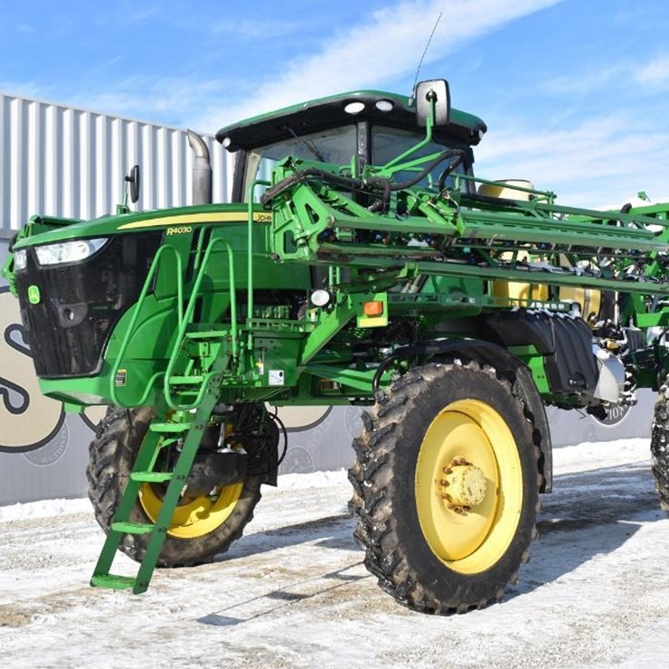 JOHN DEERE R4030
