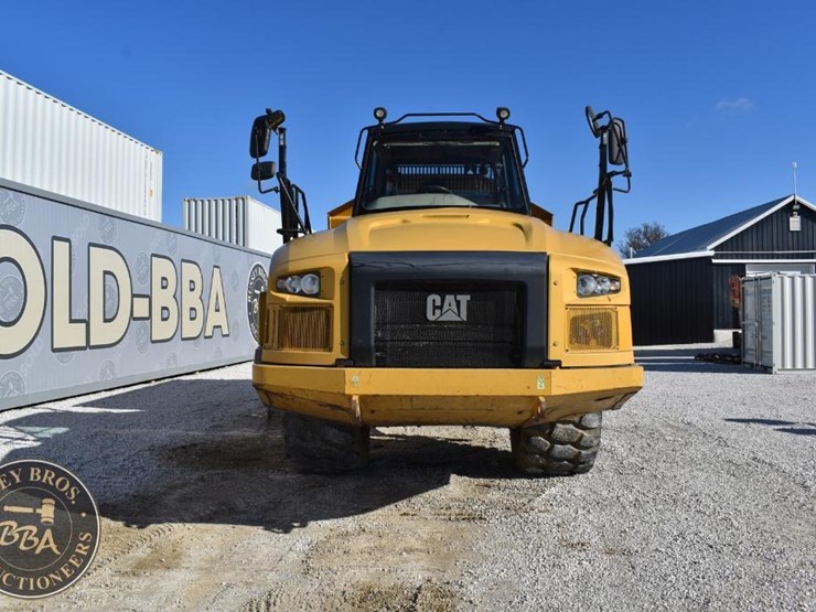 2014-caterpillar-730c-image-7