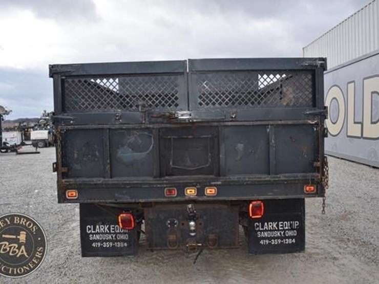 ford-f550-xl-image-17