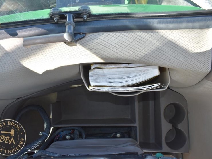 john-deere-9560r-image-54