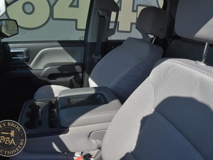 chevrolet-silverado-1500-image-20