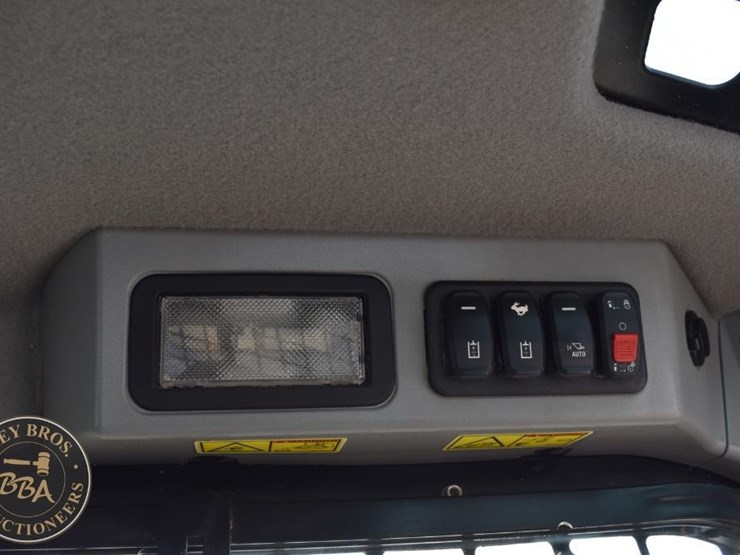 caterpillar-299d3-xe-image-51