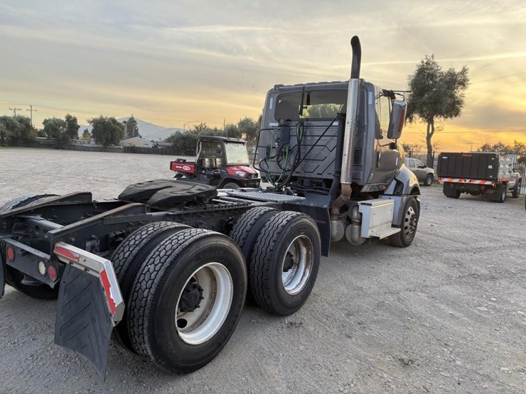 international-prostar-image-3