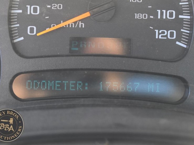 2005-chevrolet-silverado-1500-image-20