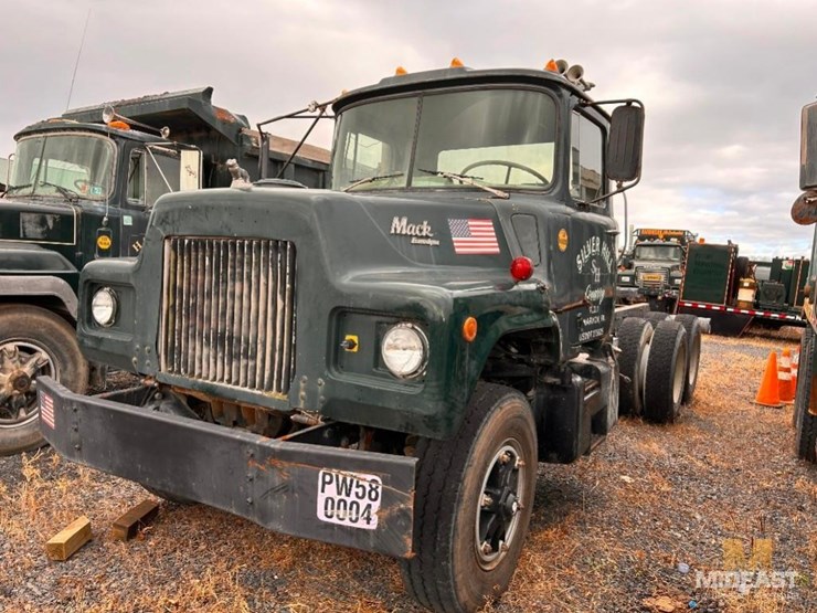 1975-dm685s-cab-and-chassis-truck,-aged-out.-image-1