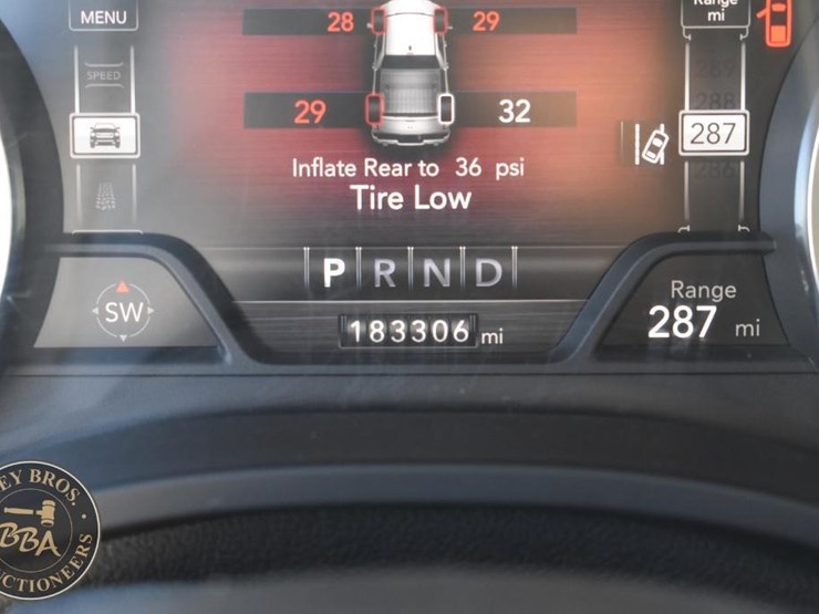 2021-ram-1500-laramie-image-24