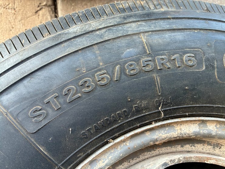 #17164-•-st235/85r16-image-2