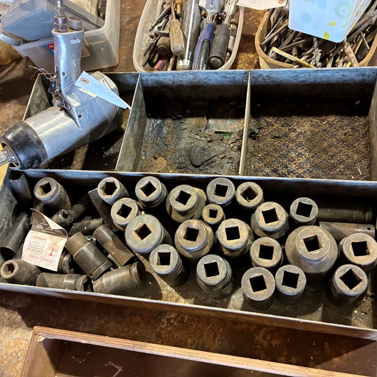 #17223 • Box Impact & Sockets