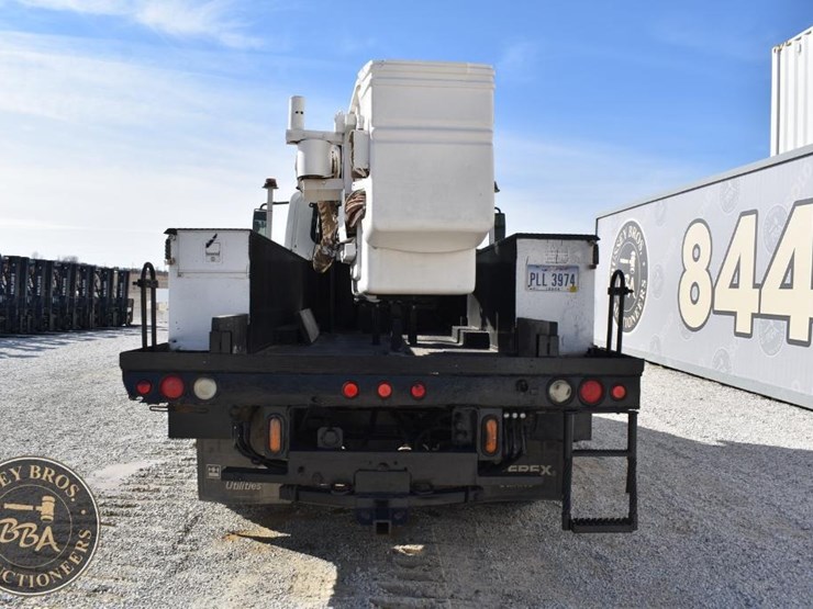 international-durastar-4300-image-4