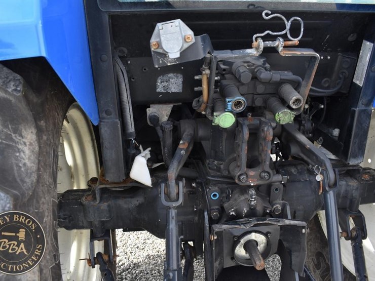 new-holland-t4.75-image-54