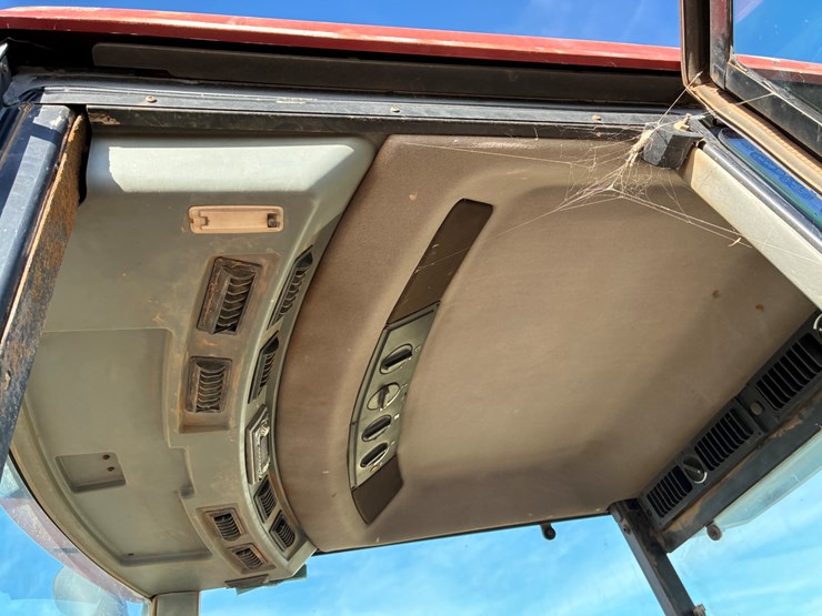 case-ih-7220-image-11