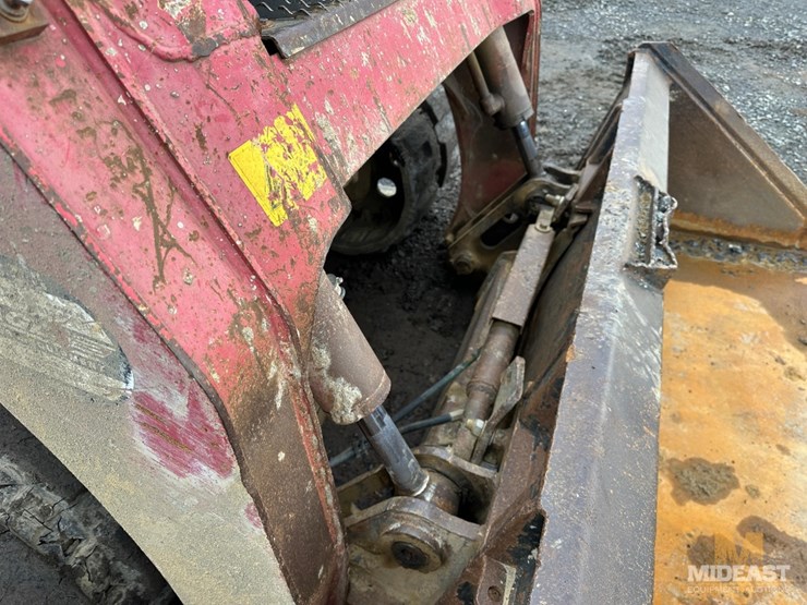 takeuchi-tl12-image-12