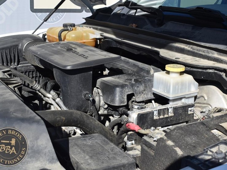 2021-ram-1500-laramie-image-42