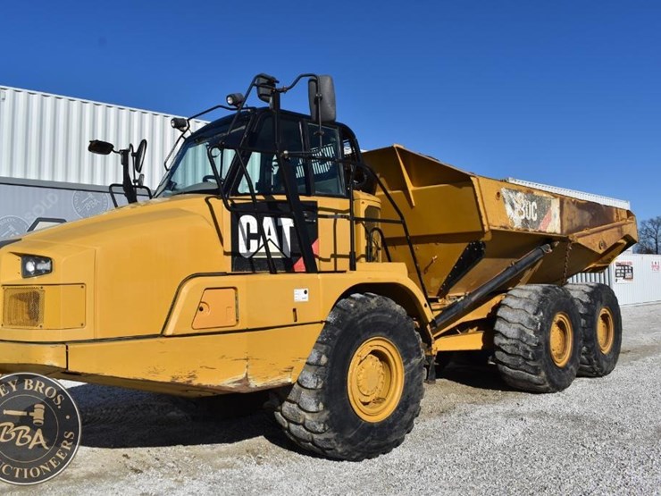 2014-caterpillar-730c-image-9