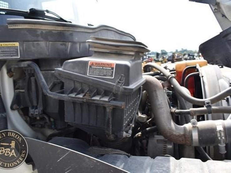 international-durastar-4400-image-23