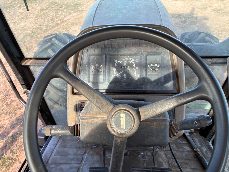 case-ih-mxm130-image-17